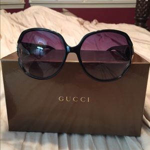 Gucci sunglasses